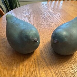 Beautiful Decorative Wood Blue Bird Sculptures